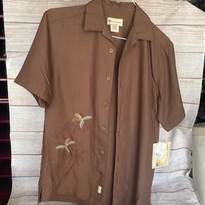 Mens NWT Brown button up short sleeve sz med brown with palm accent